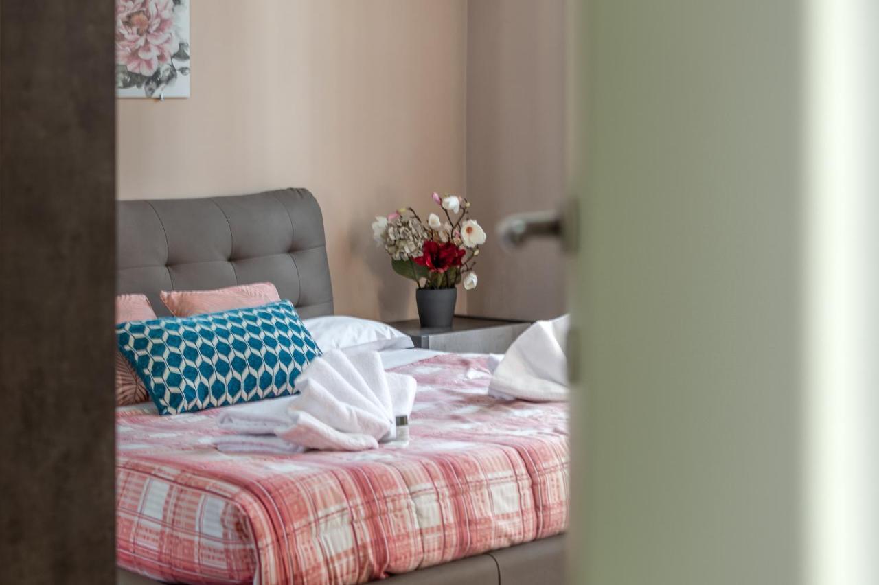 Pinzochere Suite Florencja Zewnętrze zdjęcie